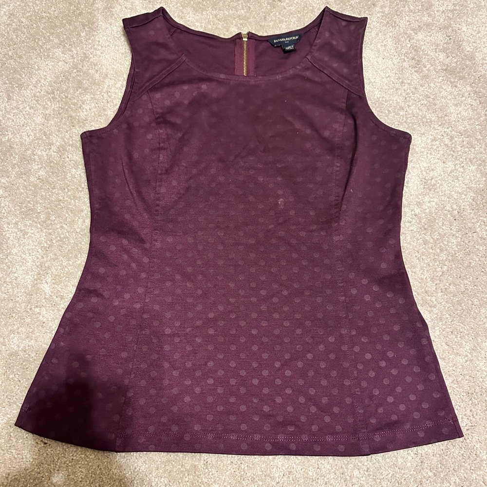 Banana Republic purple dotted sleeveless shirt